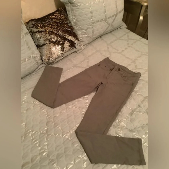 RUE 21~MID RISE SKINNY JEGGINGS,GREY SIZE 1 ~WITH STRETCH~ - Picture 3 of 5
